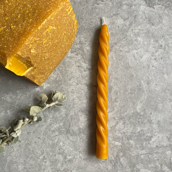 Świeca stołowa kręcona