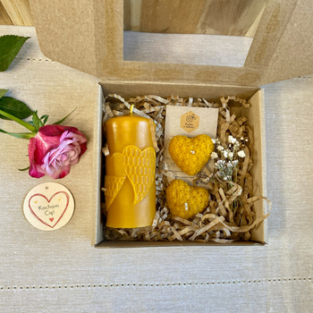 Zestaw  Walentynkowy ze świecami