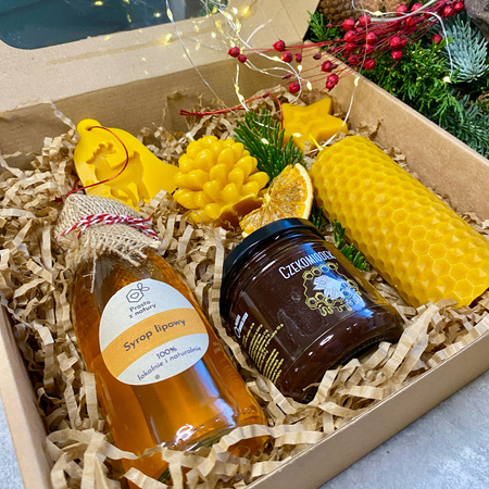 Zestaw świąteczny duży z syropem, miodem i świecą wigilijną - warianty