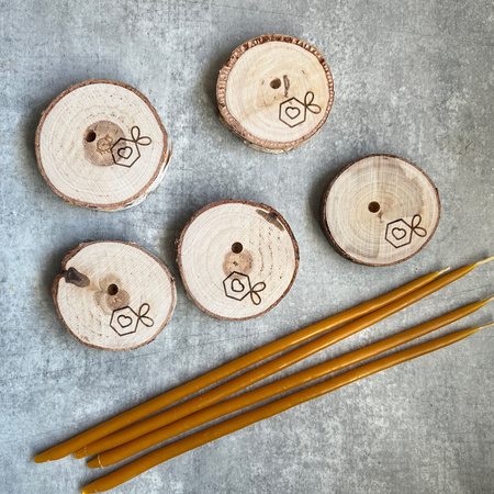 Świecznik z logo na świece maczane