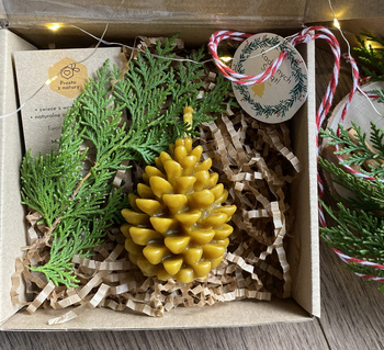 Upominek  świąteczny  - szyszka