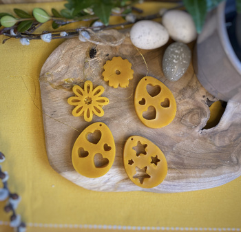 Zawieszki wielkanocne z wosku 5 szt 